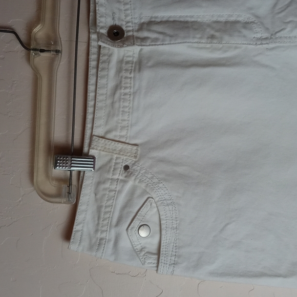 NWT AE Sport Bermuda Shorts - Picture 2 of 6